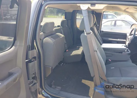 2009 Chevrolet Silverado 1500 Lt z USA, uszkodzony, nr VIN 1GCEK29019Z163571